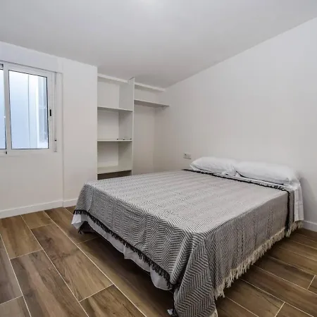 Holiday home Moderna Con Piscina *