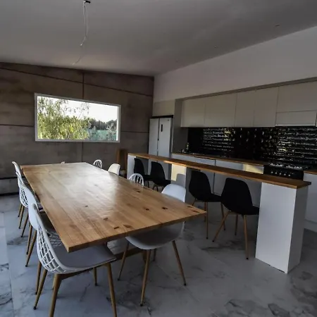 Holiday home Moderna Con Piscina
